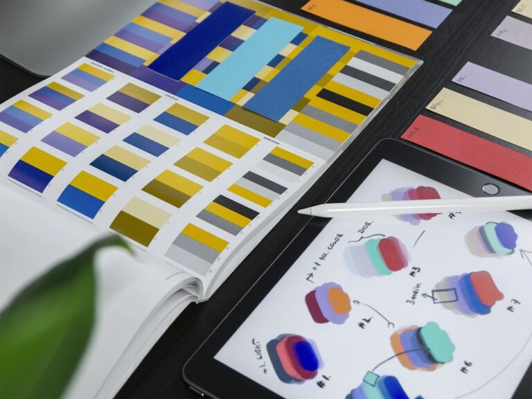 Nuancier de couleurs pour la création d'identité visuelle