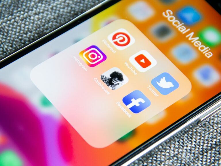 Applications de réseaux sociaux pour la publicité Facebook et Instagram